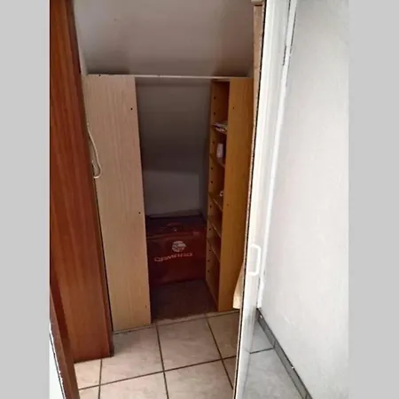 Ferien- Bzw. Monteurwohnung Bei Marburg, Giessen, Wetzlar Lohra